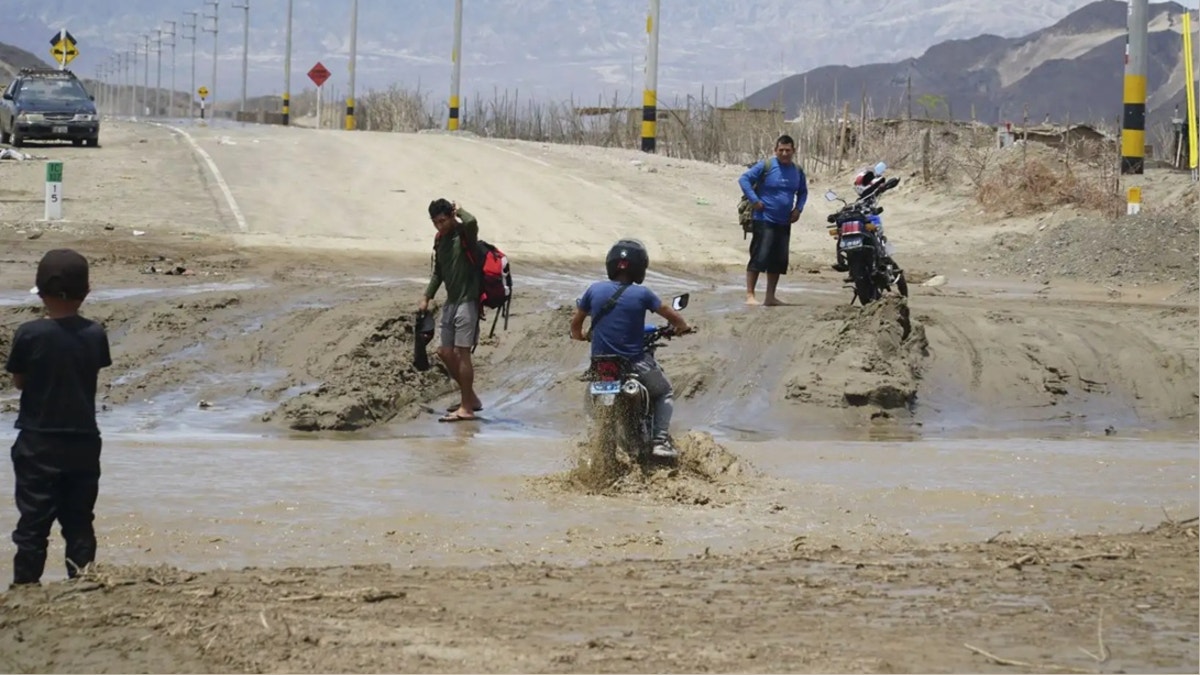 ENFEN dice que es "prematuro" hablar de un Fenómeno El Niño "muy fuerte" y mantiene alerta por evento costero
