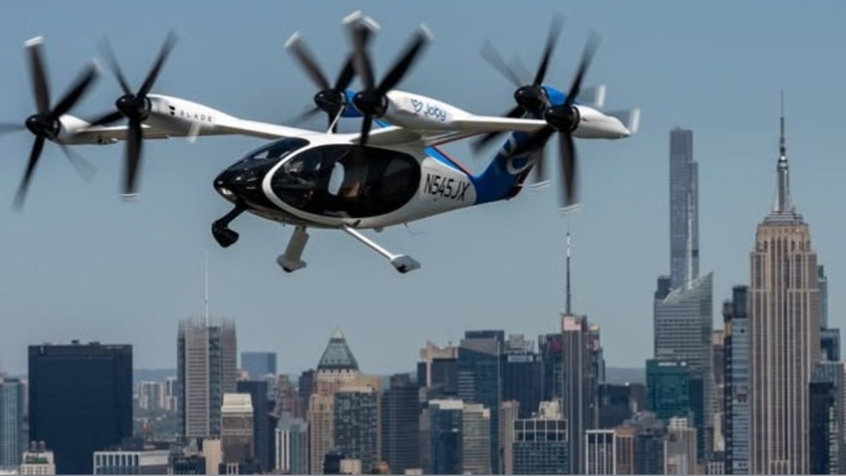 Cubrieron ruta en 10 minutos: Taxis aéreos realizaron sus primeros vuelos de demostración entre Manhattan y aeropuerto JFK
