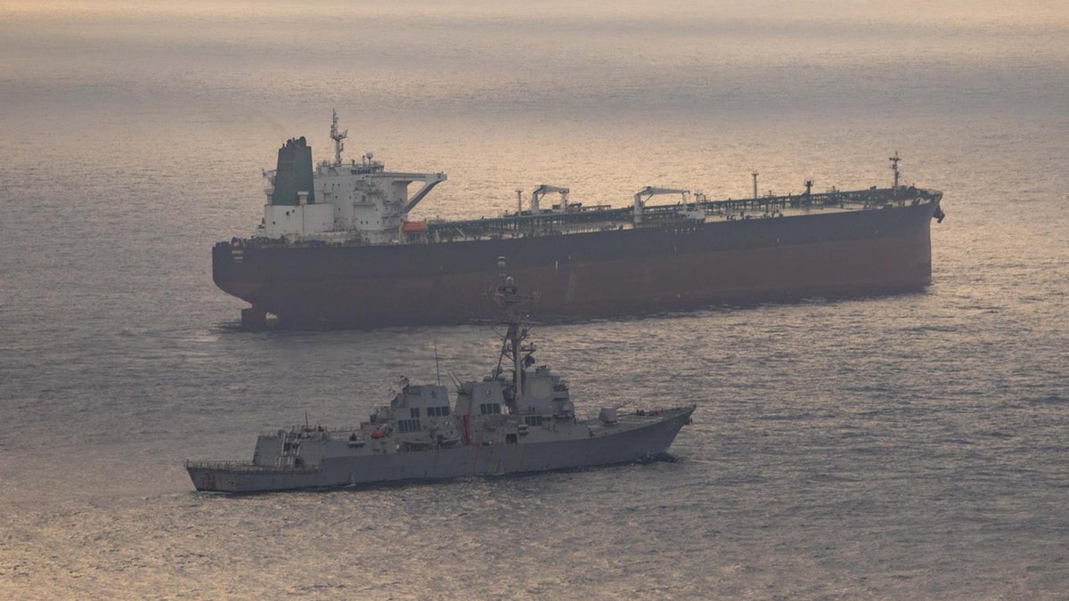 Guerra en Medio Oriente: EE. UU. intercepta un petrolero iraní y Teherán denuncia el acto como "piratería"