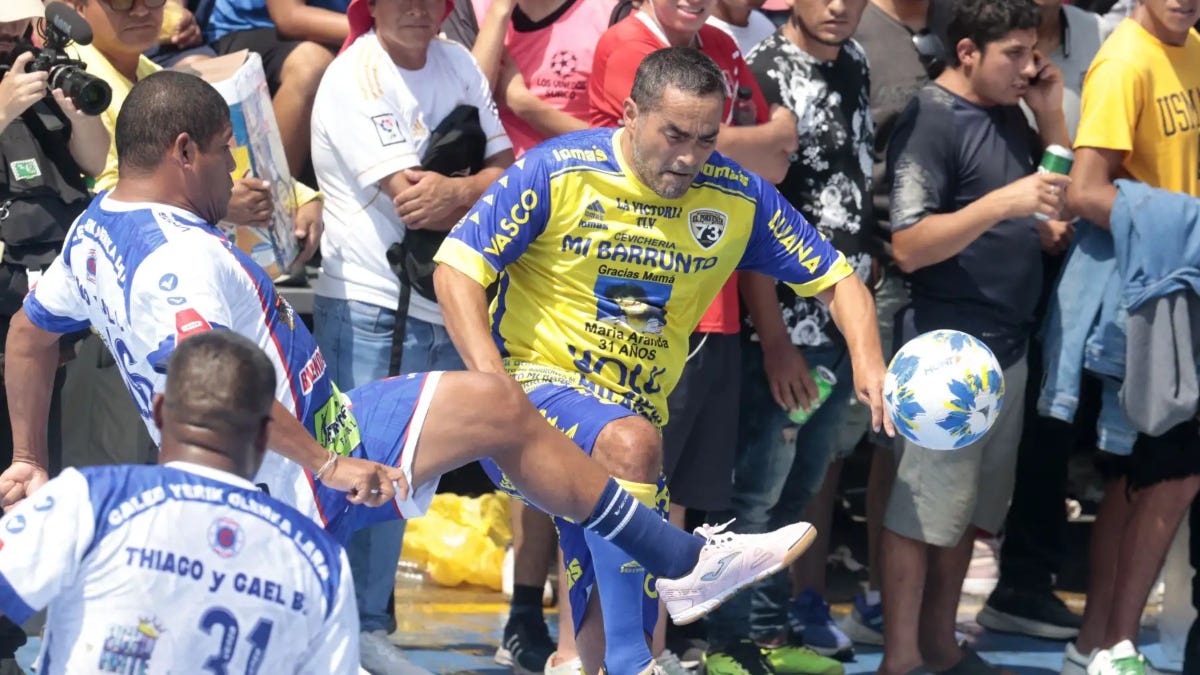 El Mundialito de El Porvenir: 76 años de furia, fútbol y comunidad en La Victoria — image 1