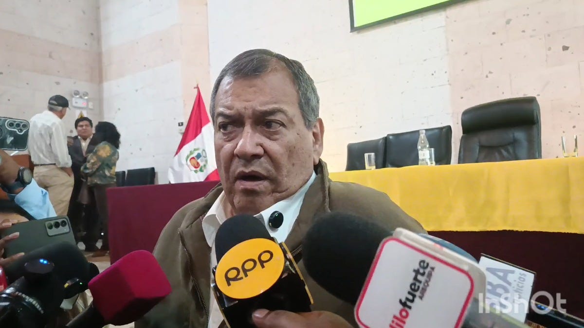 Detrás de Jorge Nieto — image 1