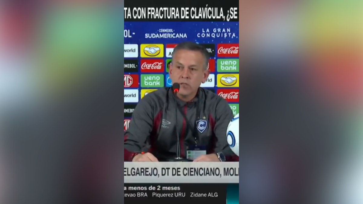 Así fue la conferencia de Horacio Melgarejo en Cienciano.