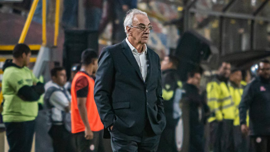 Jorge Fossati se defiende tras acusación de Franco Velazco sobre su sueldo: 