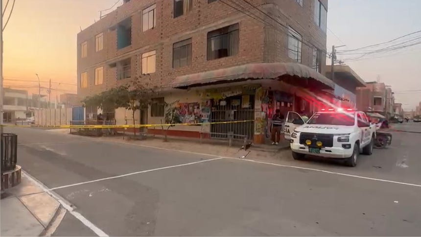 Hombre que iba con su menor hijo es atacado a balazos en una calle de Carabayllo