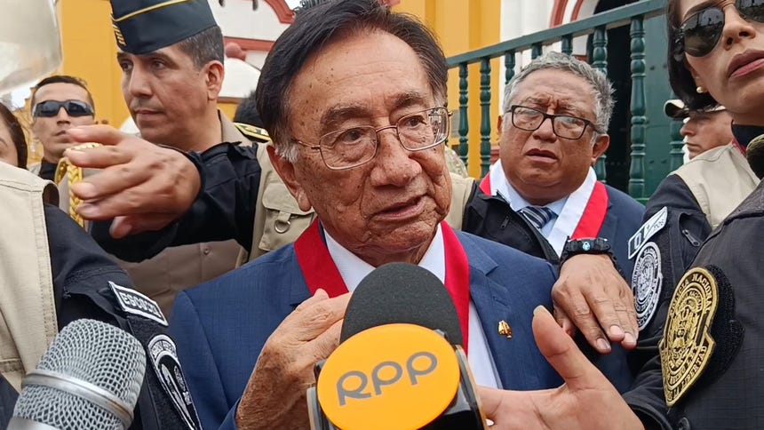 Presidente José María Balcázar anuncia desde Trujillo 500 policías nuevos para La Libertad