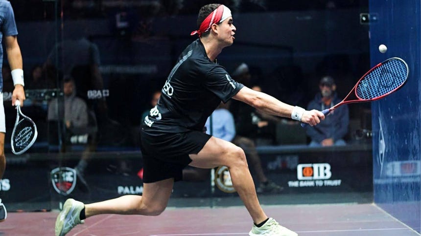 ¡A paso firme! Diego Elías avanza a la tercera ronda del PSA World Championships 2025/26