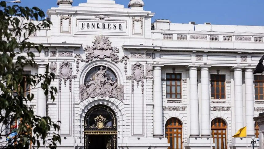 Congreso: parlamentarios piden a la Oficialía Mayor presentar un informe tras amenaza de embargo por deuda de antenas satelitales
