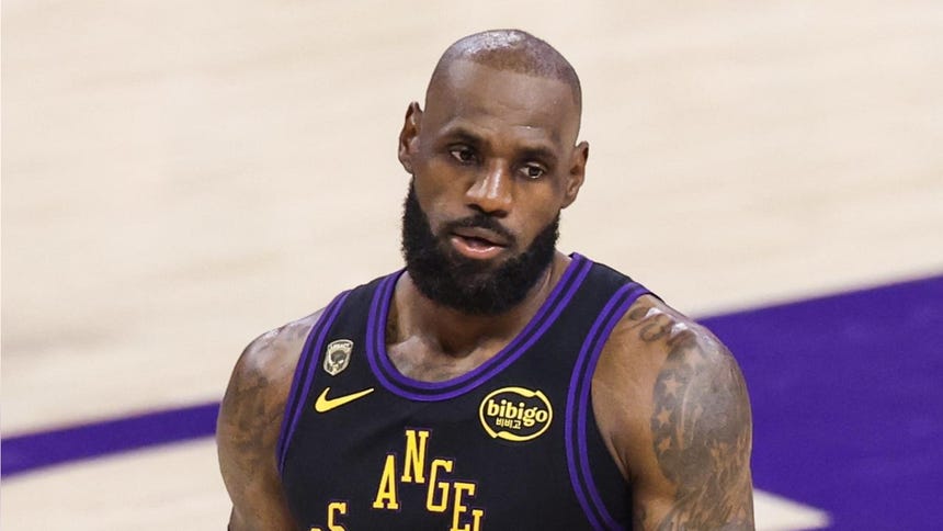 ¿LeBron James jugó su último partido en la NBA? Los Thunder arrollaron a los Lakers y los eliminaron de los playoffs [FOTOS]