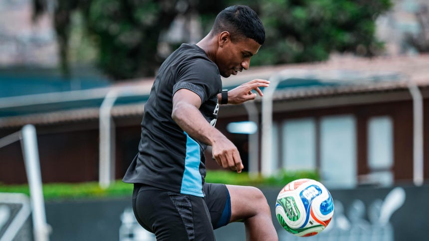 Miguel Araujo: 