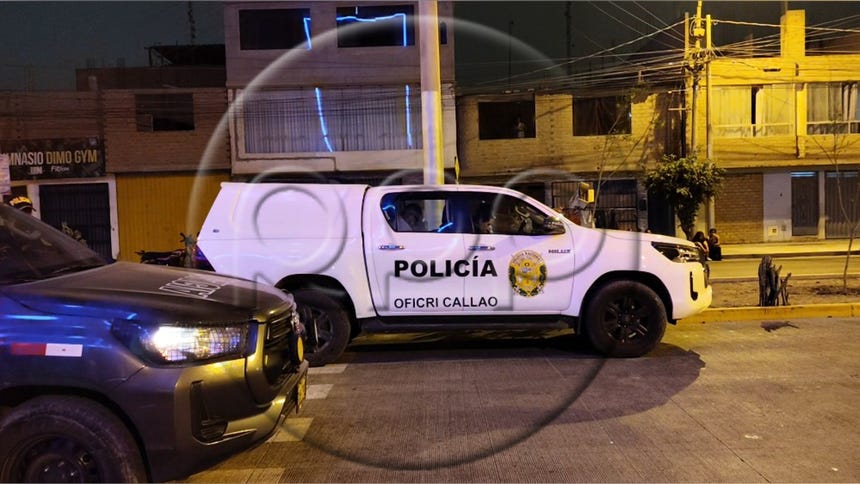 SMP: ataque armado en plena vía pública deja un ciudadano venezolano muerto y una joven herida