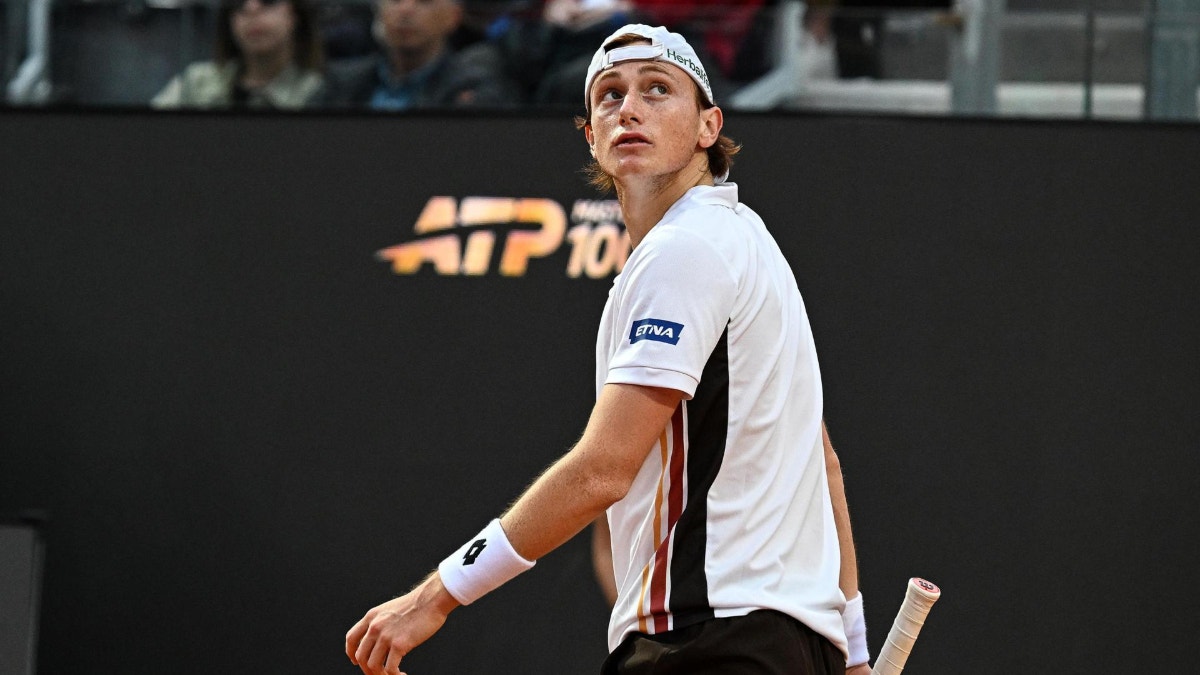 Ignacio Buse venció 2-0 a Hugo Gaston y avanzó en el ATP 500 de Hamburgo