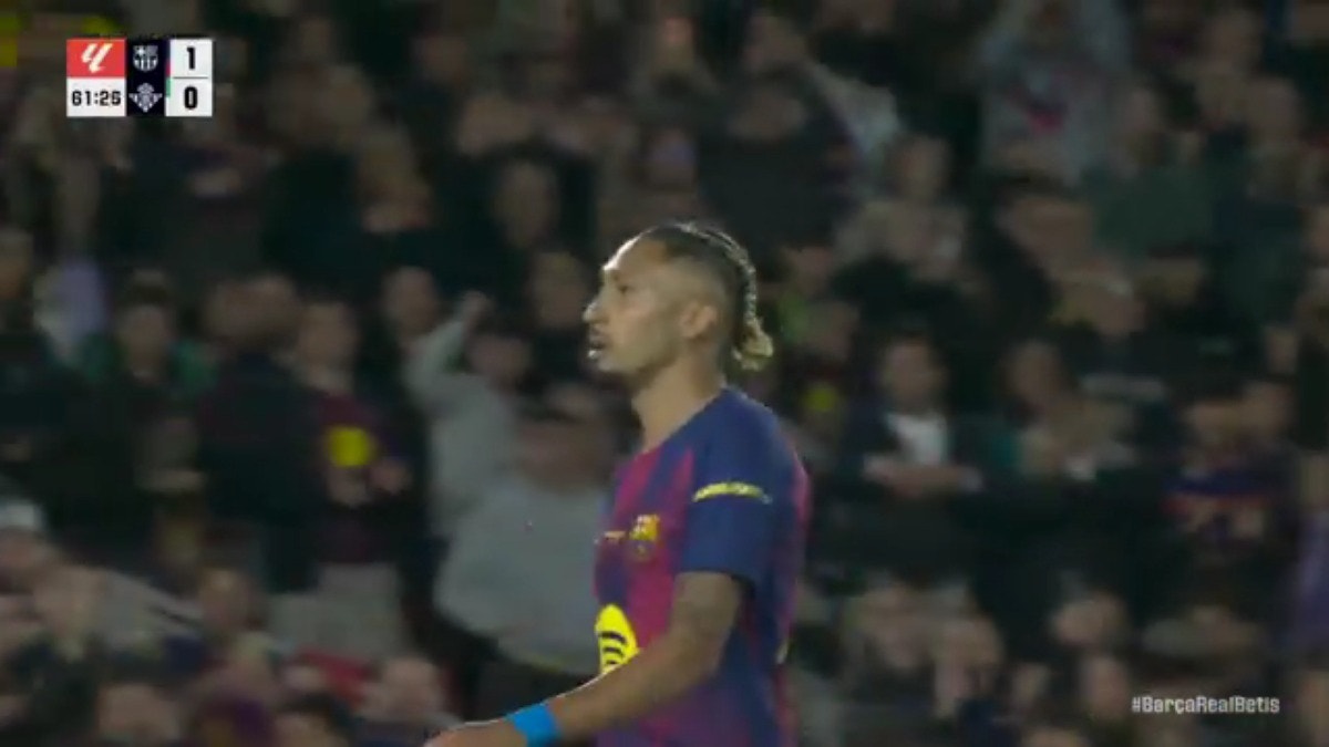 Raphinha marcó el 2-0 para FC Barcelona