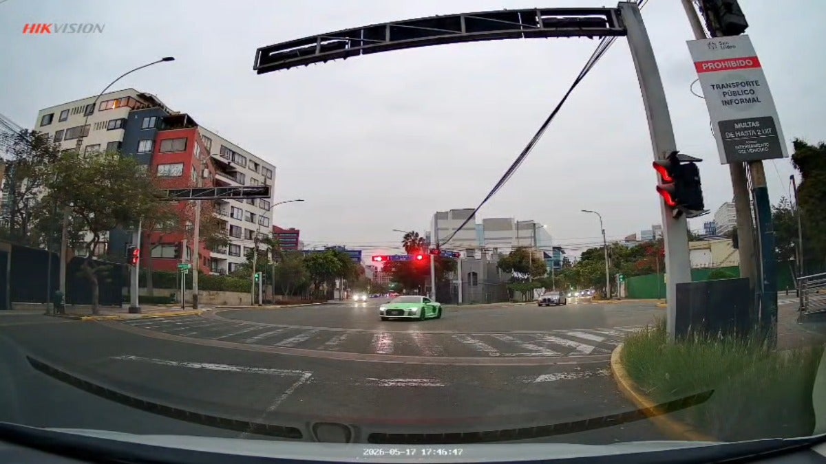Christian Roldán hace un llamado a las autoridades para que puedan supervisar el hecho antes de ocurra un accidente. 