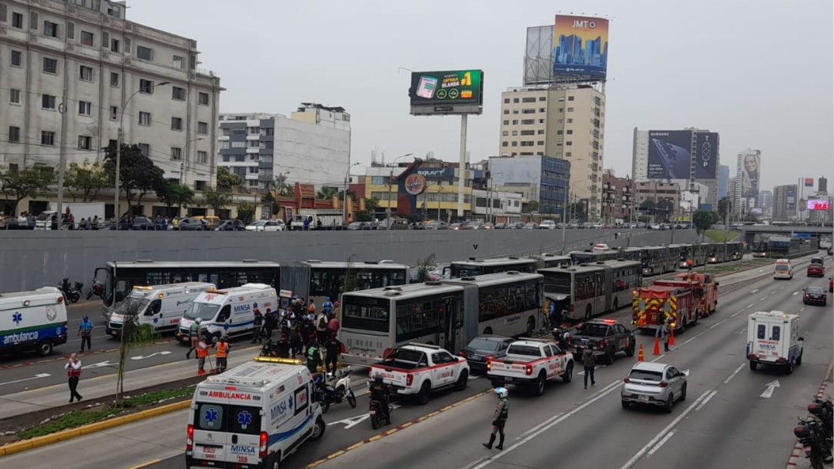 ¿Cuál es el estado de los heridos tras choque de tres buses del Metropolitano en Vía Expresa?