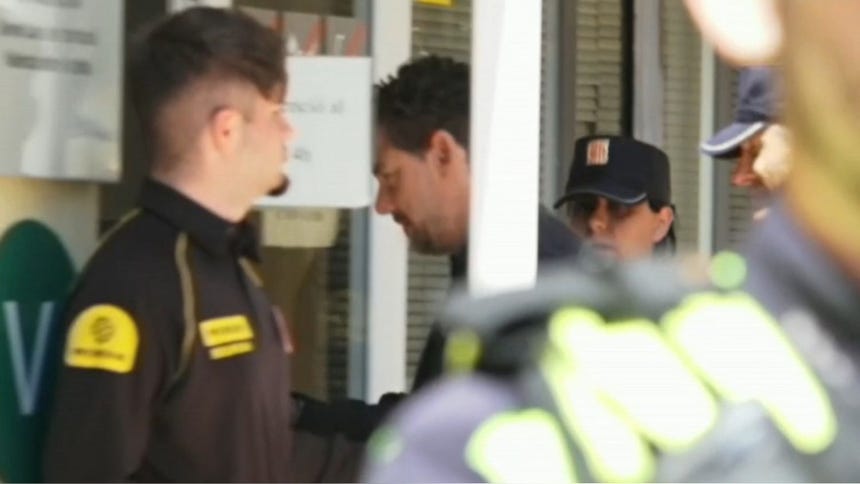 La familia de Jonathan Andic rompe el silencio tras su detención por la muerte de su padre, el fundador de Mango