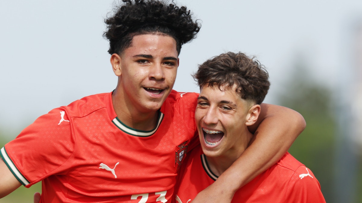 ¡El heredero! Cristiano Ronaldo Jr. marca doblete en triunfo de la Sub-16 de Portugal [VIDEO]