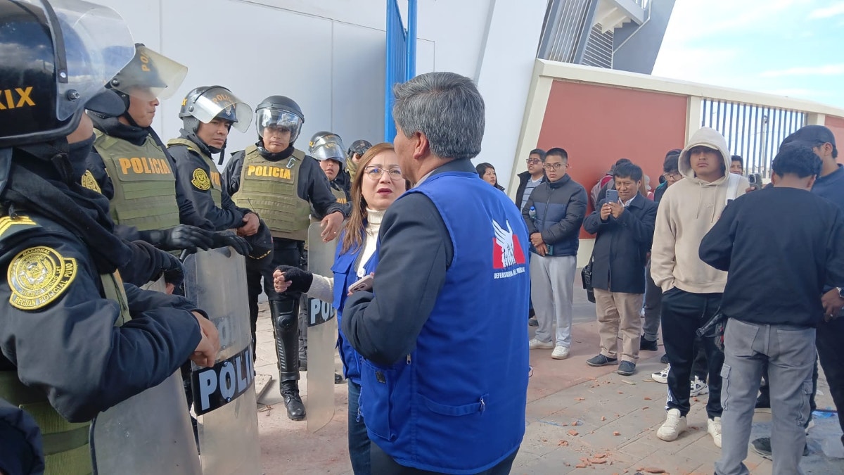 Enfrentamiento entre estudiantes durante toma de Universidad del Altiplano en Puno deja varios heridos [VIDEO]