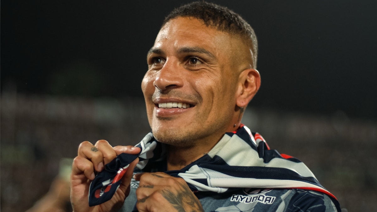 Paolo Guerrero festeja con Alianza Lima: 