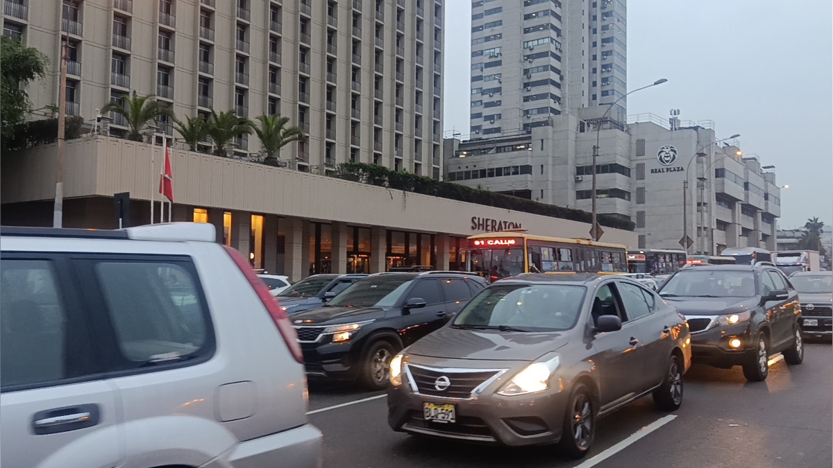 Taxistas cuestionan cierre de la Vía Expresa y desconfían que sea solo por 21 días: “En Perú se sabe que hay un límite y se pasa a más”
