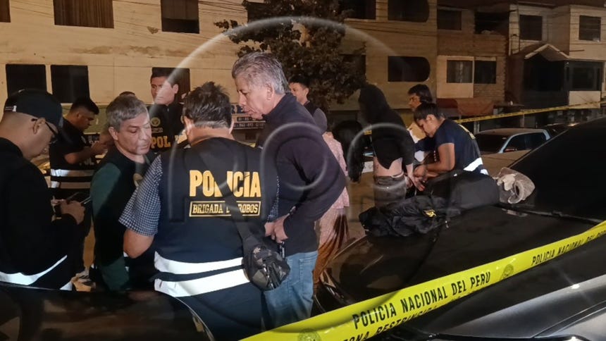 Los presuntos delincuentes fueron detenidos luego de que abordaran un taxi por aplicativo.