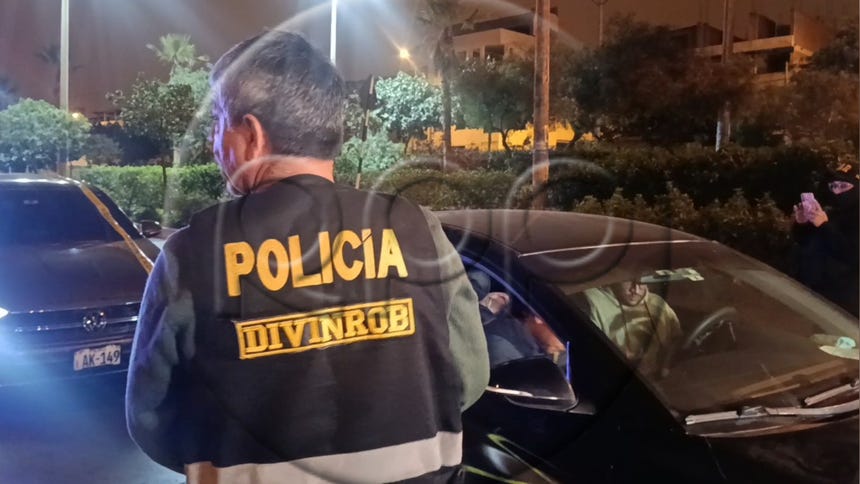 Uno de los sospechosos resultó herido.
