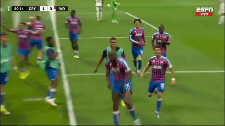 Mateta pone el 1-0 para Crystal Palace