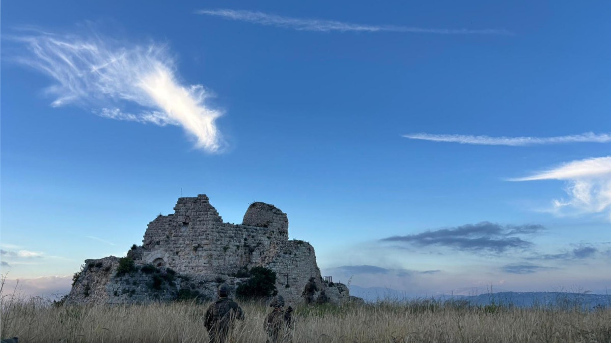Israel toma el estratégico castillo de Beaufort e intensifica ataques en el sur del Líbano