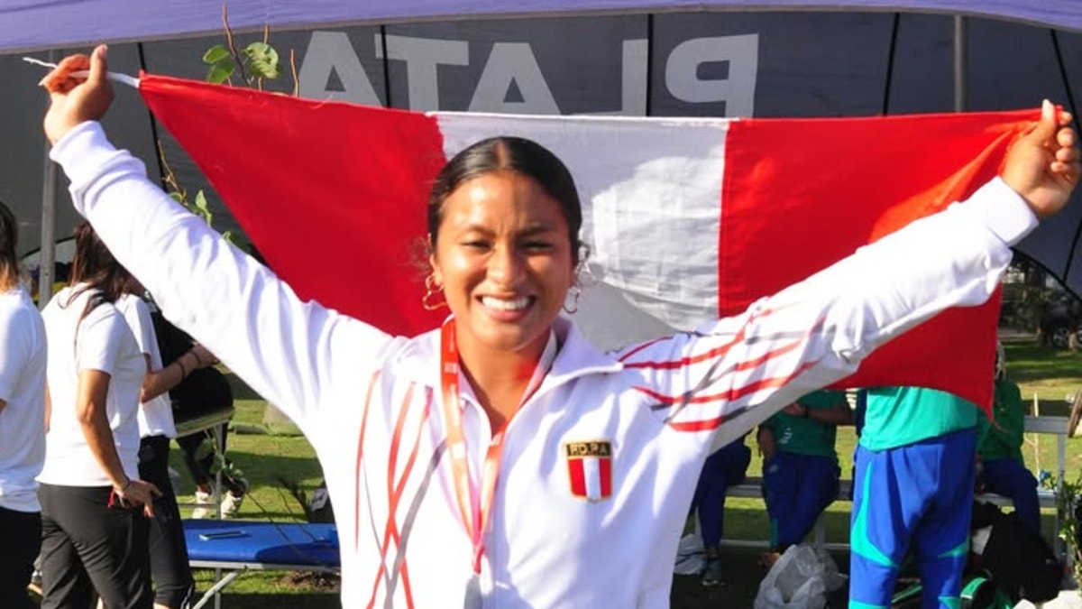 Ximena Zorrilla gana medalla de oro en lanzamiento de martillo en el Iberoamericano de Atletismo