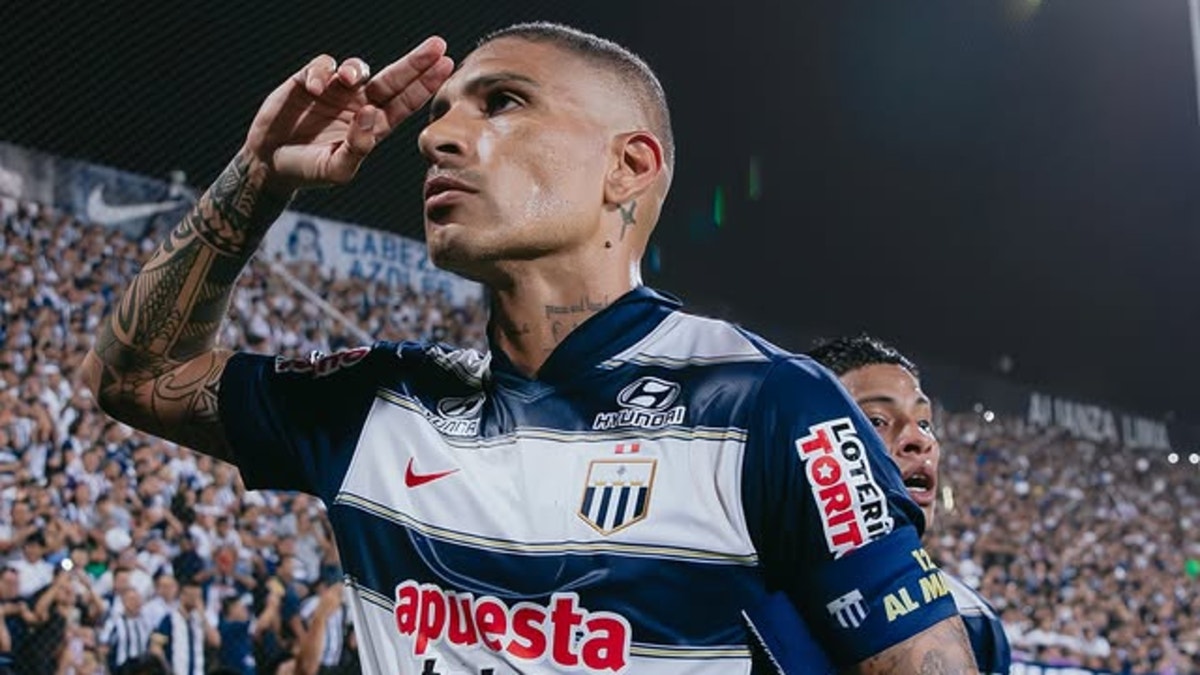 Paolo Guerrero llenó de elogios a Pablo Guede: 