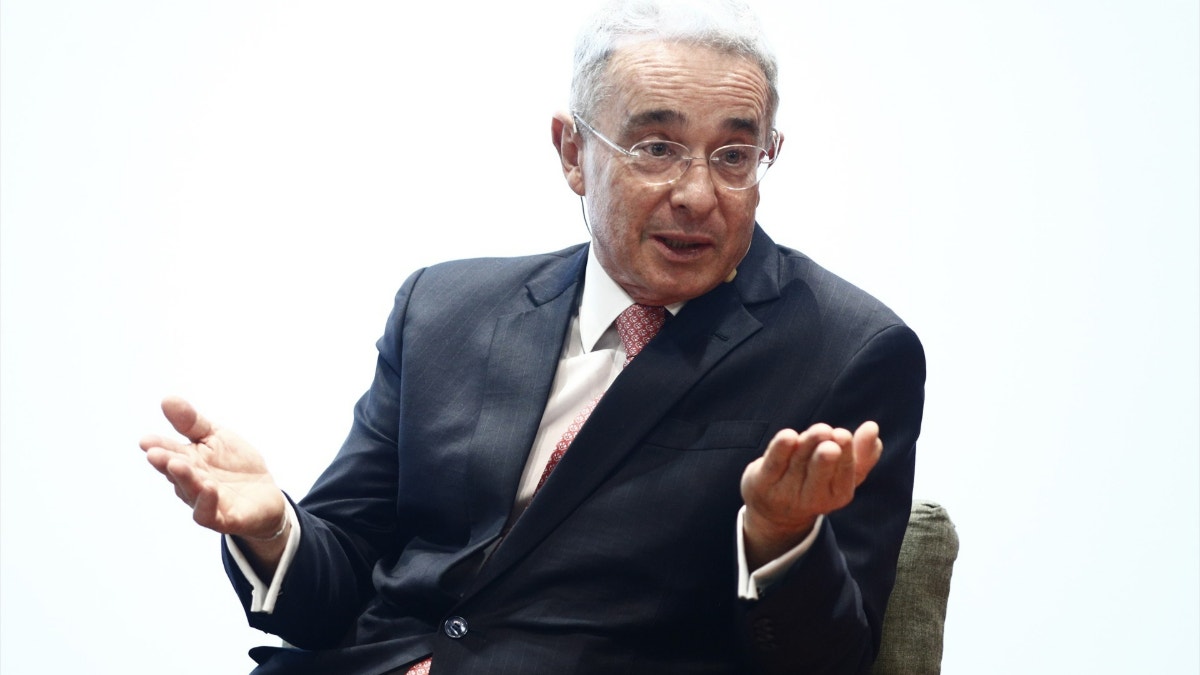 Farid Kahhat analizó el desplome del uribismo en las elecciones presidenciales de Colombia