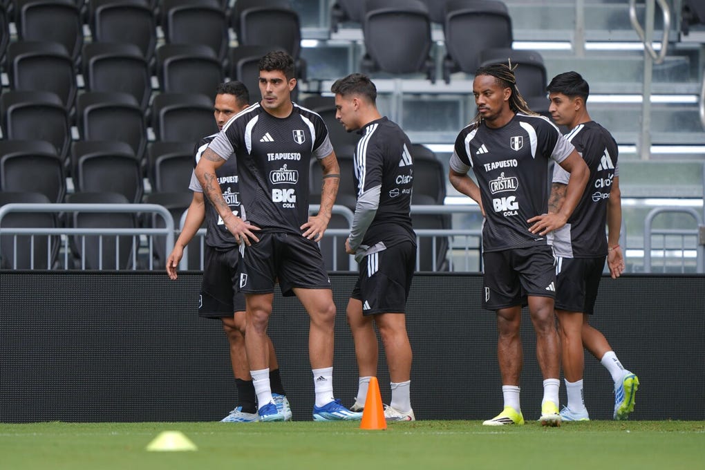 André Carrillo se perfila como titular.