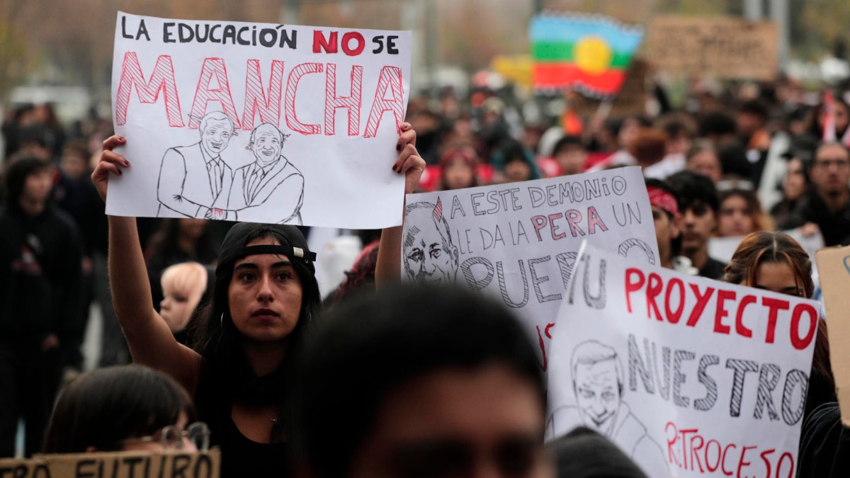 Protesta en Chile: marcha contra José Antonio Kast deja 35 detenidos, varios heridos y críticas contra la dureza policial