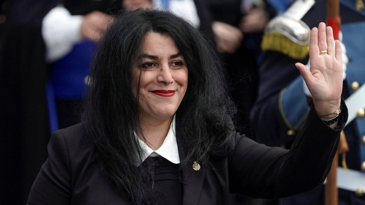 Murió Marjane Satrapi a los 56 años, autora de la novela 'Persépolis' y nominada al Oscar