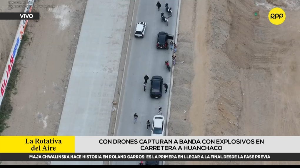 Trujillo: con drones capturan a banda con explosivos en carretera a Huanchaco