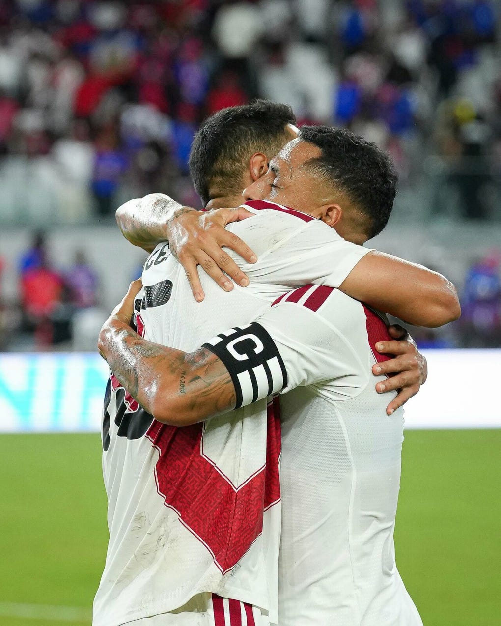 Yoshimar Yotún ingresó y Perú mejoró en su accionar.