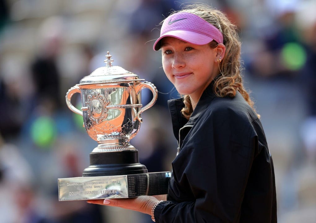 Pero en este Roland Garros dio el salto adelante con el que venía amagando en los últimos años, sobre todo con la semifinal que había alcanzado en París en 2024, cuando todavía no contaba con la madurez que ahora muestra.