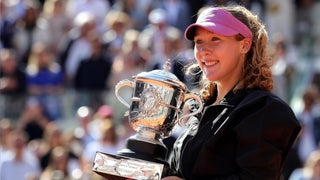 Mirra Andreeva conquistó Roland Garros: es la primera rusa que se consagra en París desde Maria Sharapova en 2014 [FOTOS]