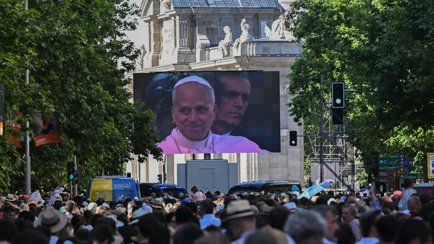 Más de un millón de personas acudieron a la primera misa del papa en Madrid.