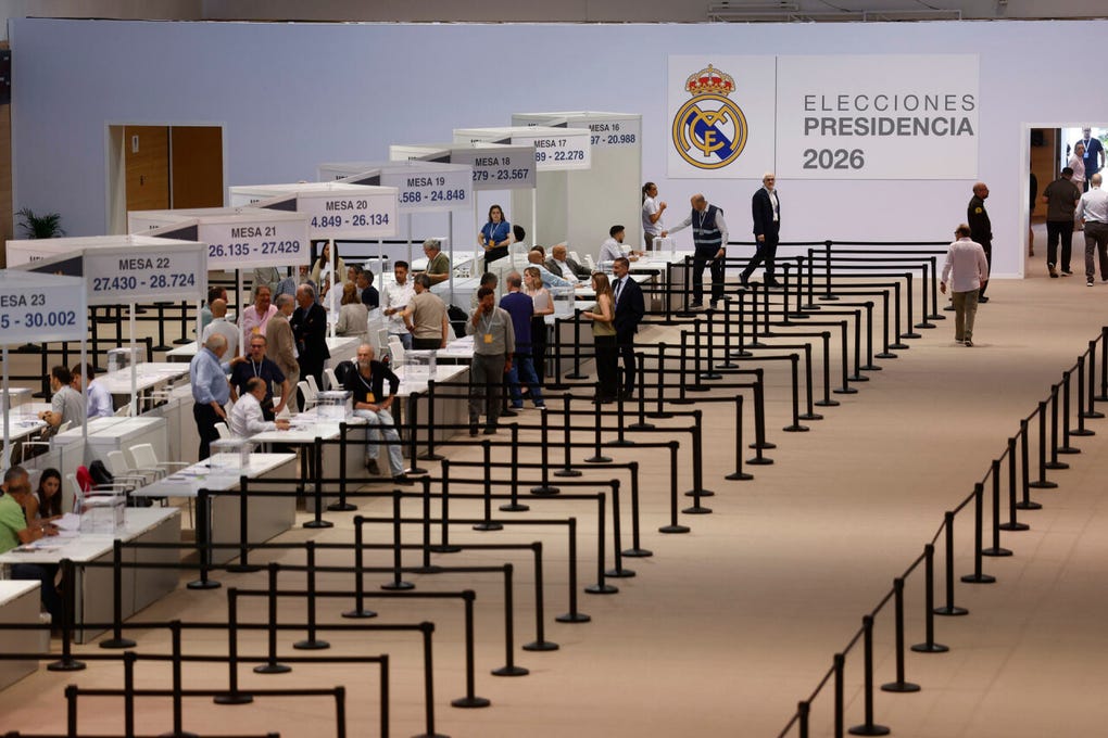 A los votos presenciales se unirán, tras el cierre de las urnas, las papeletas emitidas por correo, bajo custodia de los servicios de seguridad del club en una sala dotada también de un sistema de videovigilancia.