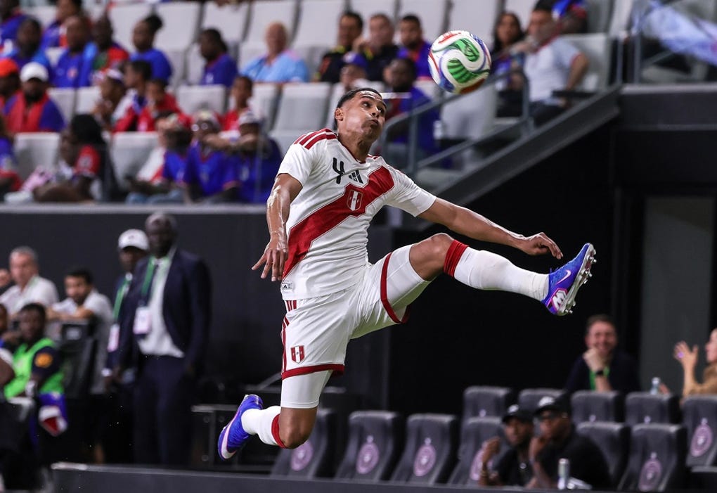 <strong>3. Marcos López de Perú (F. C. Copenhague):</strong> 4 millones de euros.