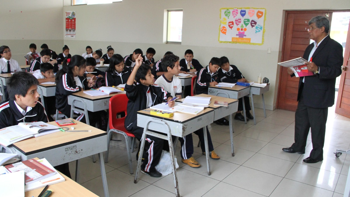 Más de 10 mil colegios reanudarán clases este mart