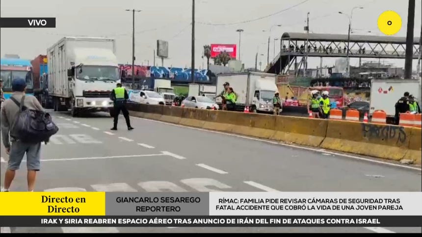 Según indicó la madre, existe la hipótesis de que una camioneta negra habría cerrado el paso o empujado la motocicleta. 