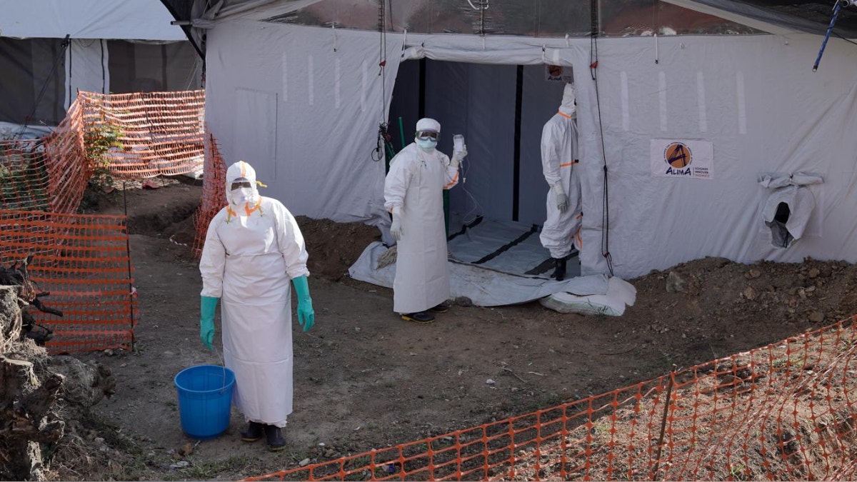 OMS confirma más de un centenar de muertes por ébo