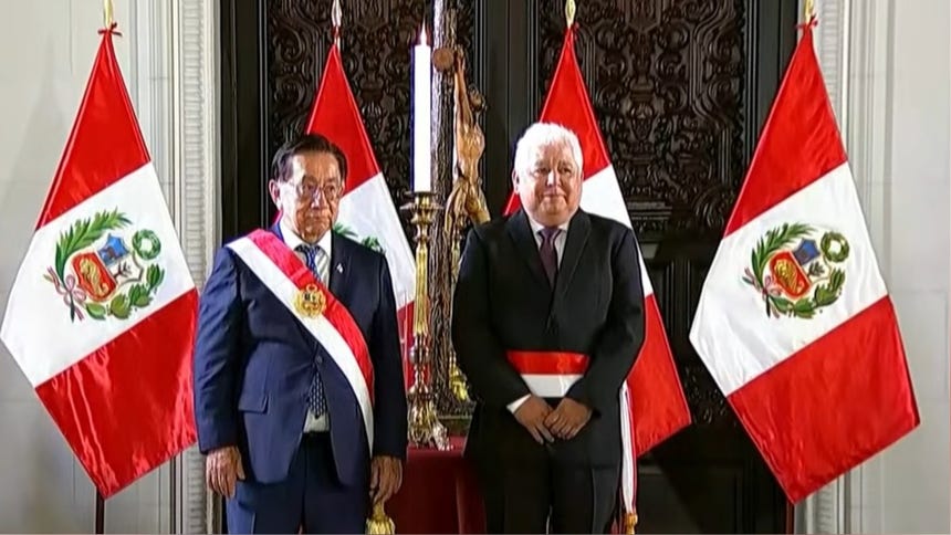 Berthin Enrique Gómez Vela juró este martes 9 de junio como nuevo titular del Ministerio de Comercio Exterior y Turismo.  