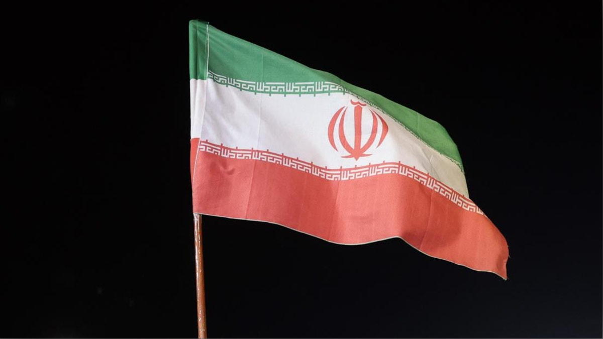 Irán afirma que lanzó ataques aéreos contra bases 