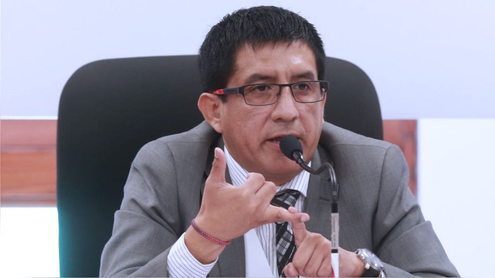 La indagación radica en la presunta vulneración del artículo 14 de la Ley Orgánica del Poder Judicial