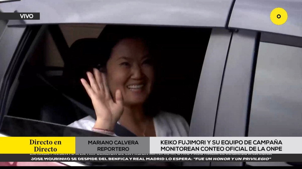 Keiko Fujimori y su equipo de campaña monitorean conteo ofic