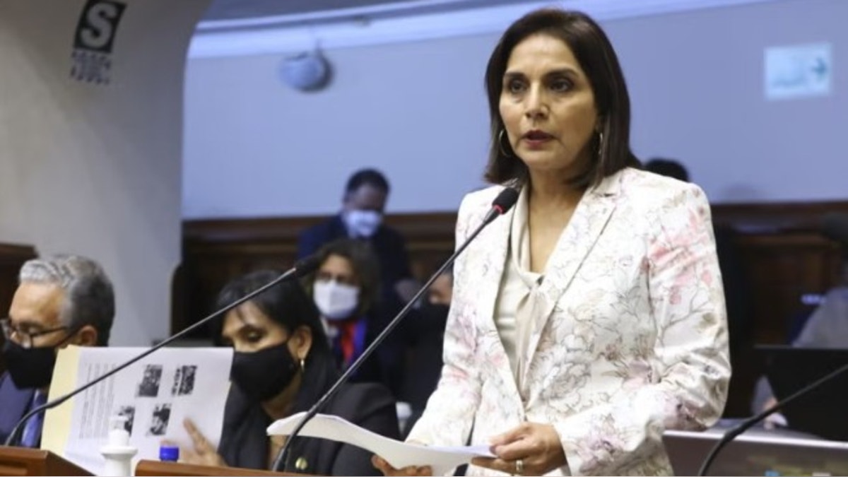 Patricia Juárez responde a Roberto Sánchez y llama a esperar