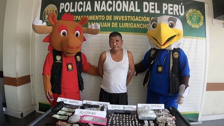 SJL: agentes Terna disfrazados de muñecos del Mundial capturaron a presunto vendedor de drogas
