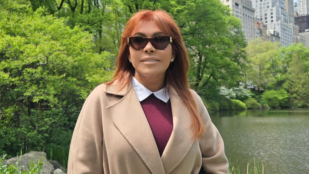 Magaly Medina alcanzó gran popularidad durante la emisión de su programa de espectáculos en televisión 'Magaly TV', que cuya primera versión se transmitió diariamente entre 1997 y 2012.